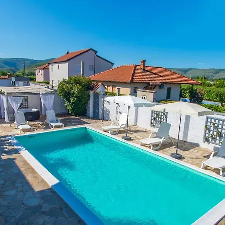 Villa Pearl- With Private Pool Blagaj Exterior photo