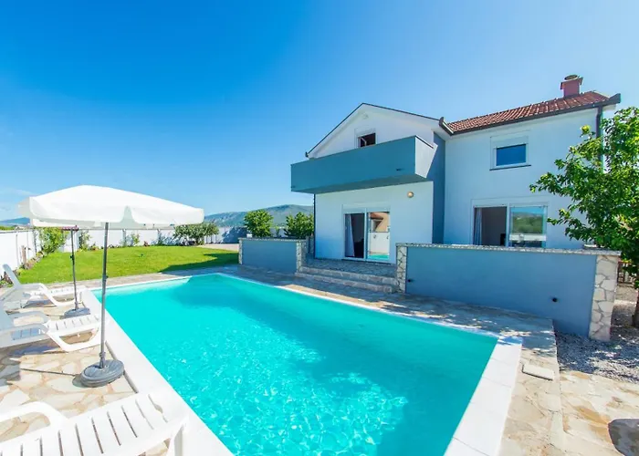 Villa Pearl- With Private Pool