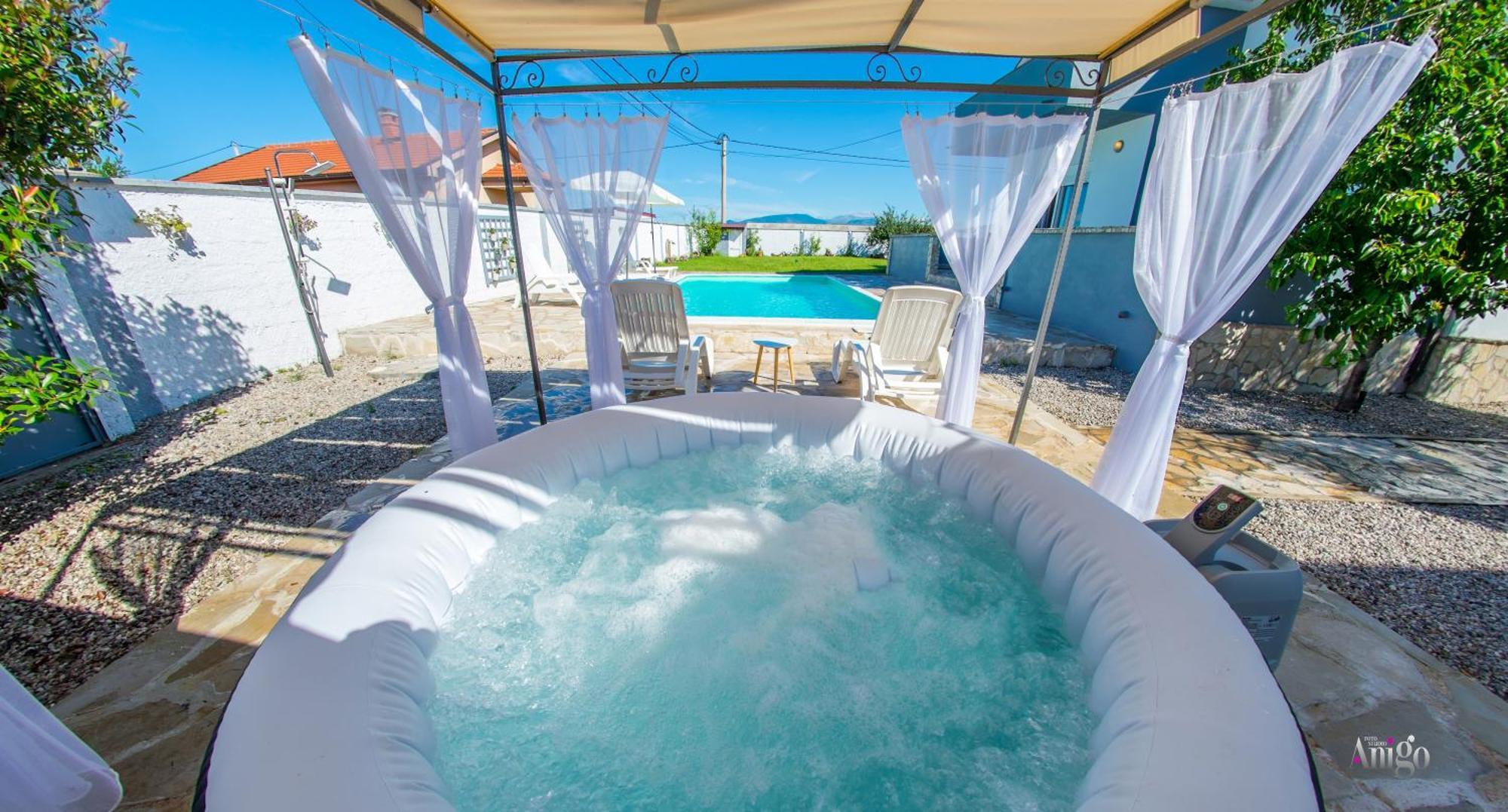 Pearl- With Private Pool *