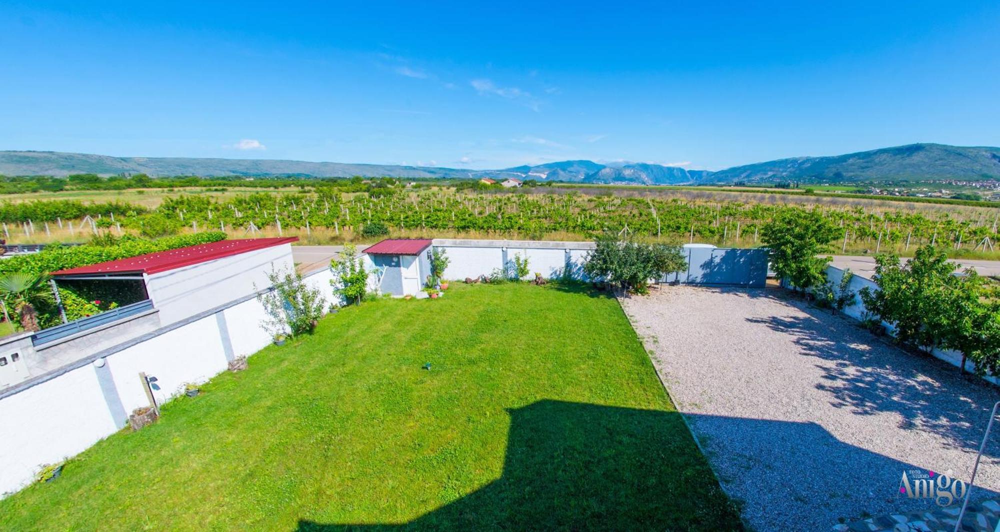 Pearl- With Private Pool * Blagaj
